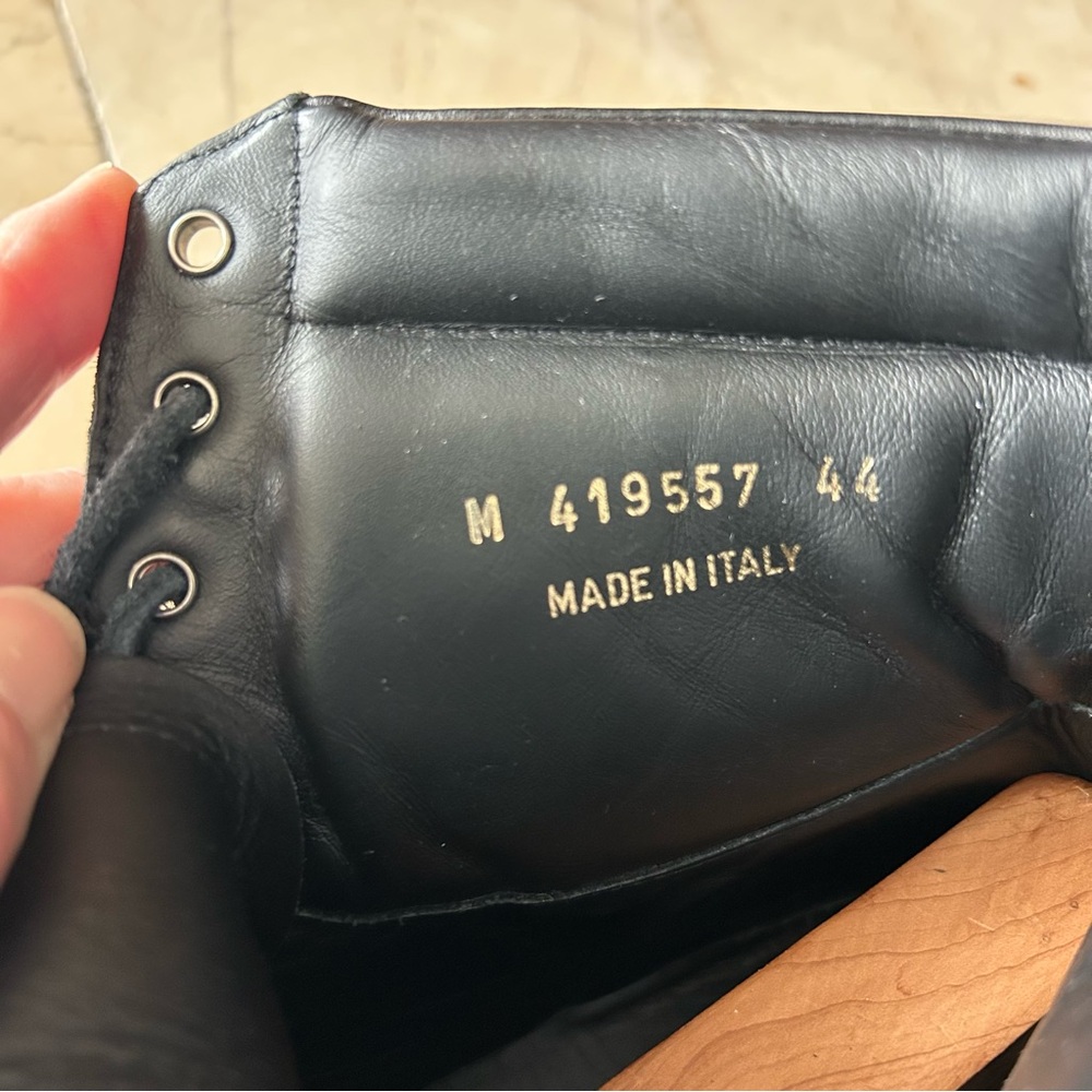 Saint Laurent SL-18 High-Top Black Leather Sneakers - Picture 14 of 14